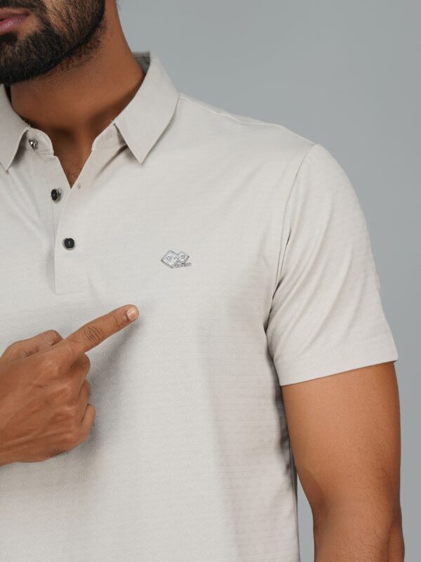 Men’s Jacquard Nylon Seamless Polo - Image 3